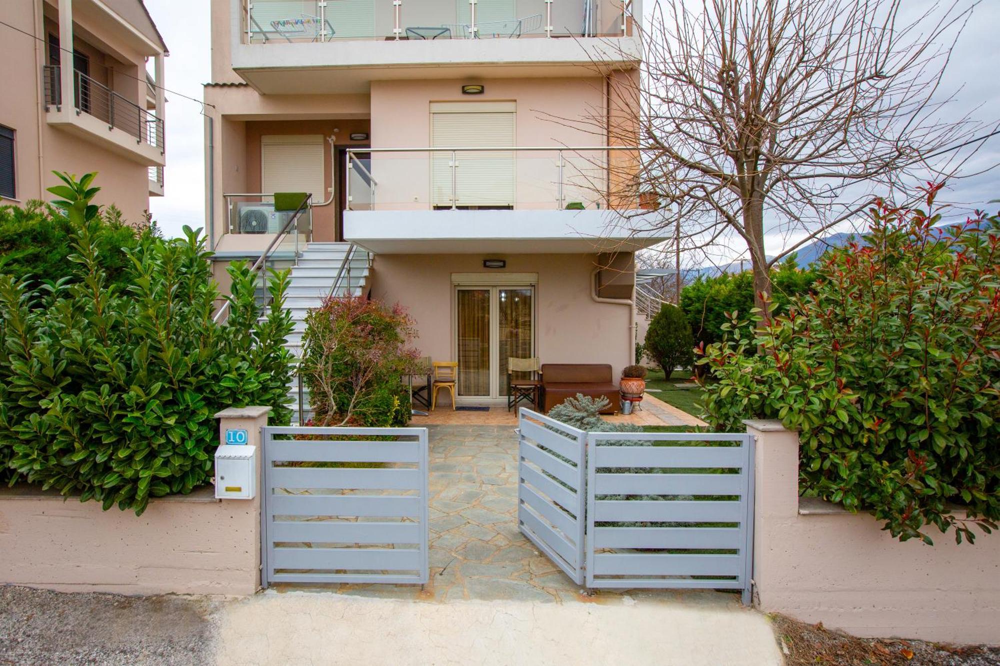 Chris Cozy Apartment Ioannina Eksteriør billede